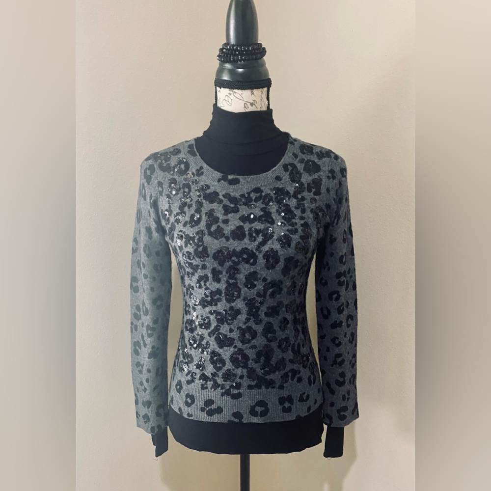 INC Gray & Black Animal Print Long Sleeve Sweater with Sequins Size Small